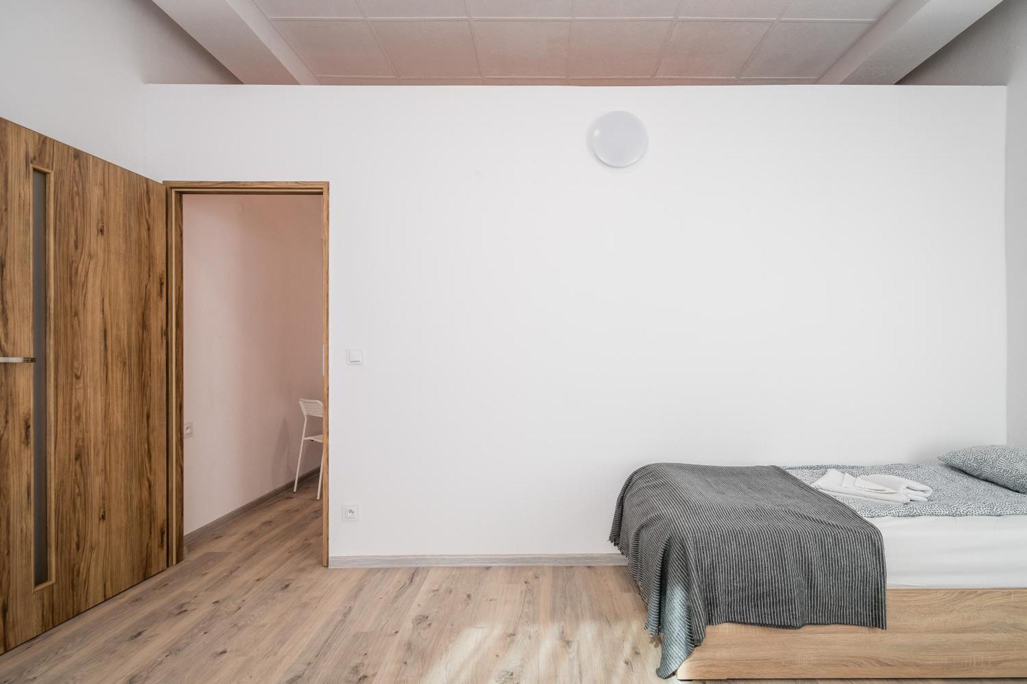 Jm Rooms Lubicz II Cracovia Exterior foto